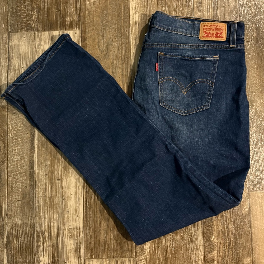 Levi's Women’s 415 Bootcut Jeans - Size 33